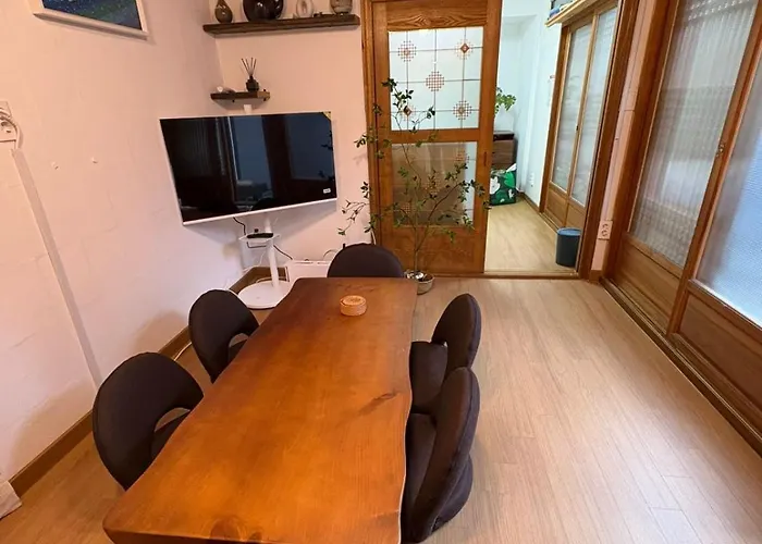 Ferienhaus Dadok Hanok Comfort And Calm In The Heart Of *
