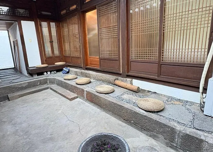 Dadok Hanok Comfort And Calm In The Heart Of * Seoul