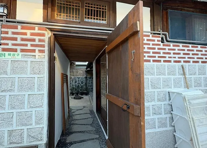 Dadok Hanok Comfort And Calm In The Heart Of * Seoul
