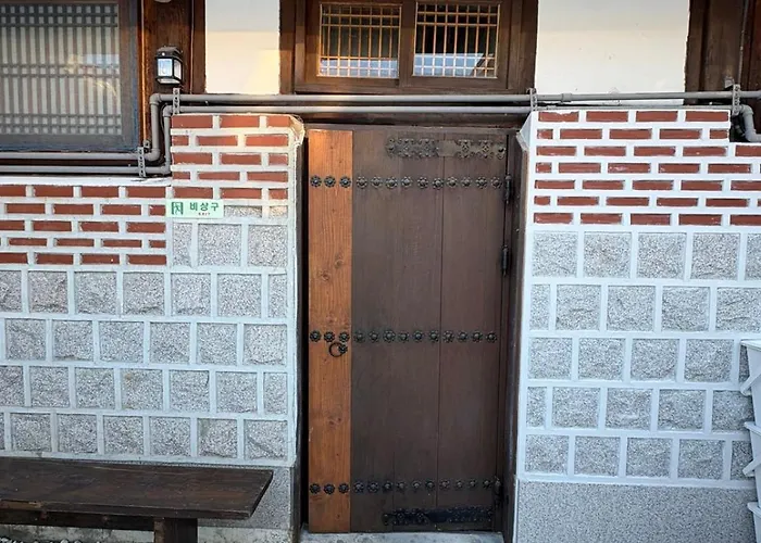 Dadok Hanok Comfort And Calm In The Heart Of Ferienhaus